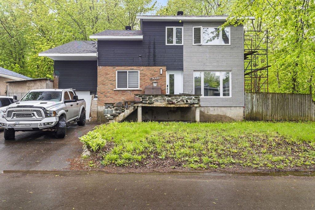 For sale: 1038 Rue de Liverpool, Laval (Fabreville), Quebec H7P3Y7 ...