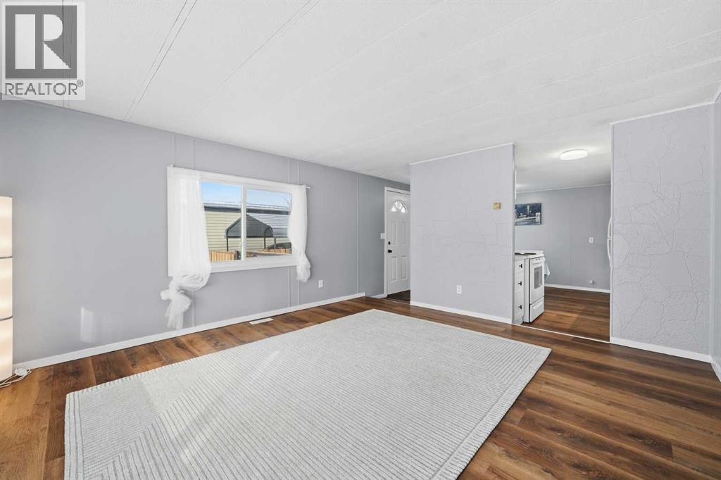 Mobile Home for Sale in 281, 6220 17 Avenue SE|Calgary, Alberta T2A0W6 4