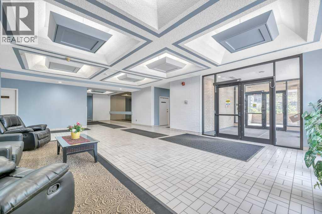 Apartment for Sale in 1403, 924 14 Avenue SW|Calgary, Alberta T2R0N7 5