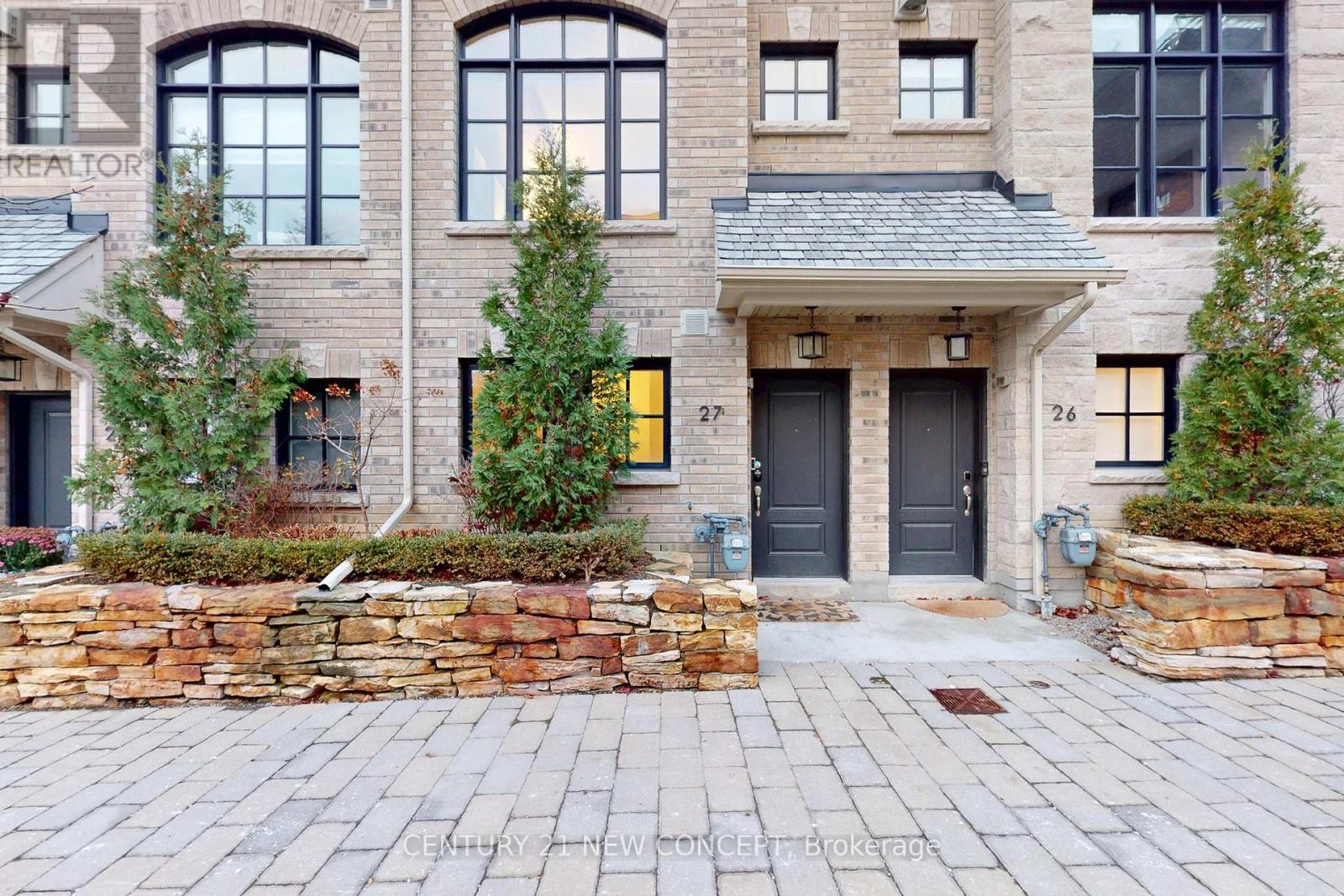 Row / Townhouse for Sale in 27 - 80 DAISY AVENUE|Toronto (Long Branch), Ontario M9W0B7 2