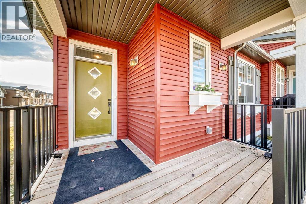 Row / Townhouse for Sale in 241 Lucas Avenue NW|Calgary, Alberta T3P1S3