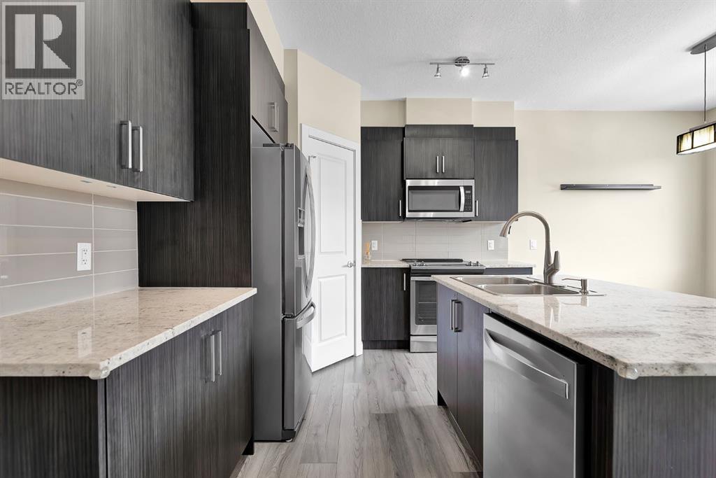 Row / Townhouse for Sale in 249 Sage Hill Grove NW|Calgary, Alberta T3R0Z8 4