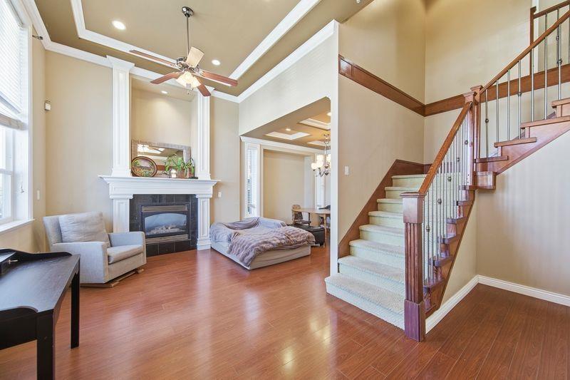 【R20862】PLACE For sale: 14588 62 AVENUE, Surrey, British Columbia V3S8K7