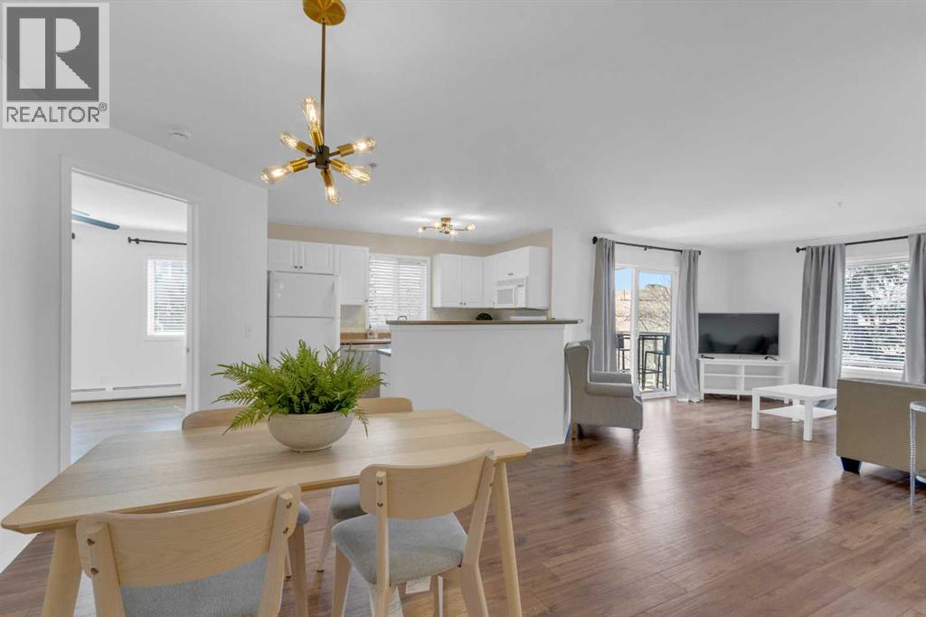 Apartment for Sale in 306, 6000 Somervale Court SW|Calgary, Alberta T2Y4J4 2