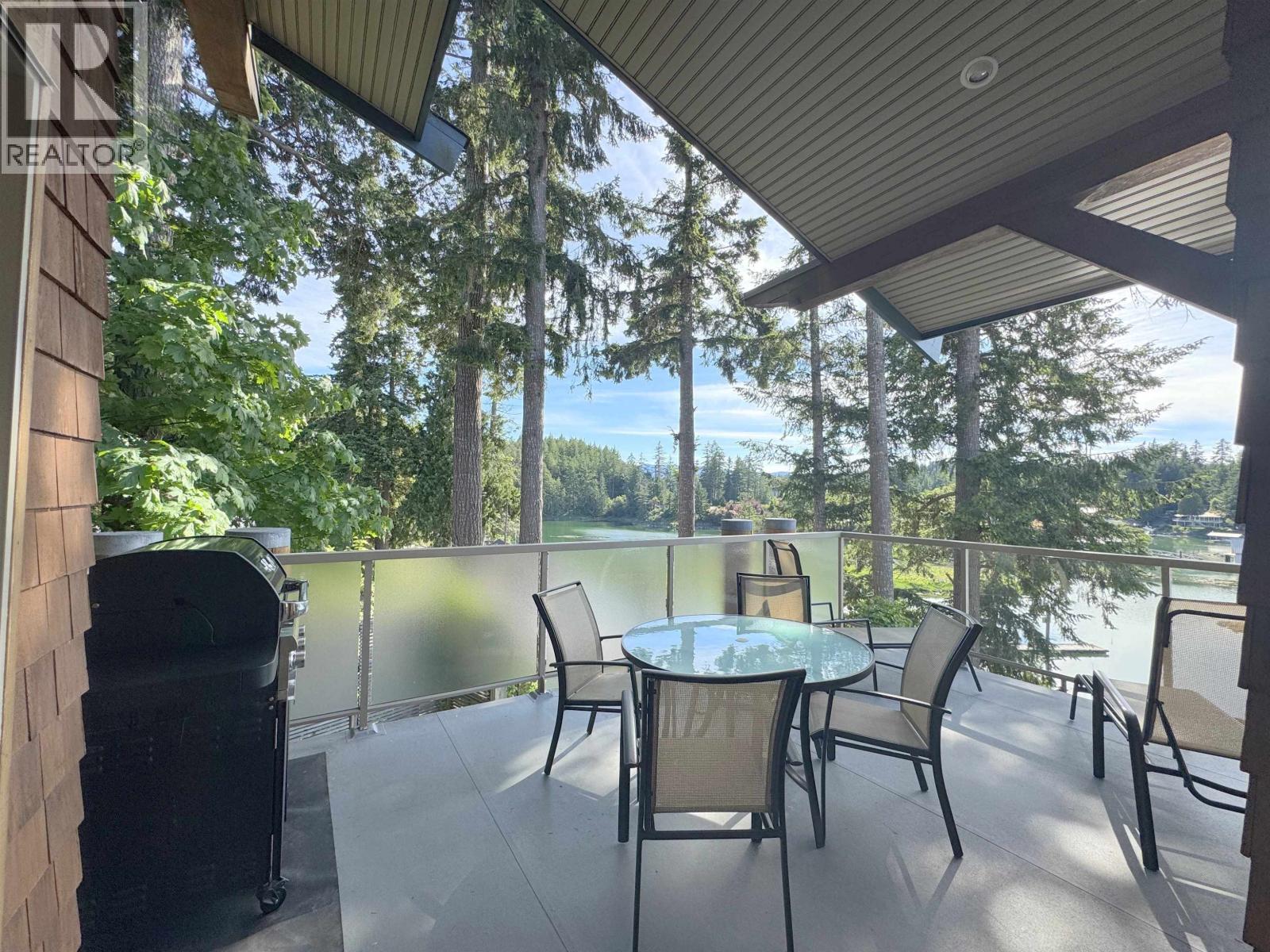 For sale: 4C 12849 LAGOON ROAD, Madeira Park, British Columbia V0N2H0 ...
