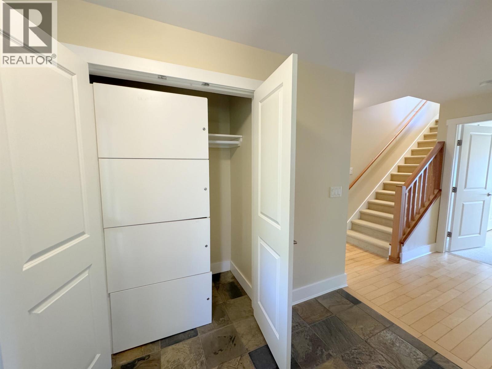 For sale: 4C 12849 LAGOON ROAD, Madeira Park, British Columbia V0N2H0 ...