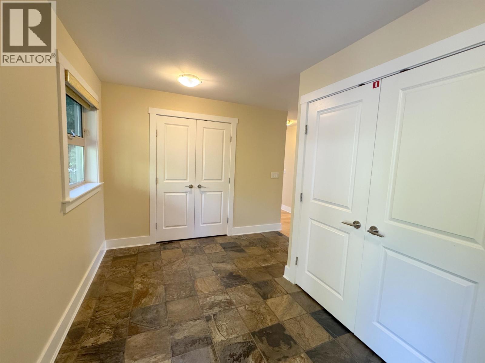 For sale: 4C 12849 LAGOON ROAD, Madeira Park, British Columbia V0N2H0 ...