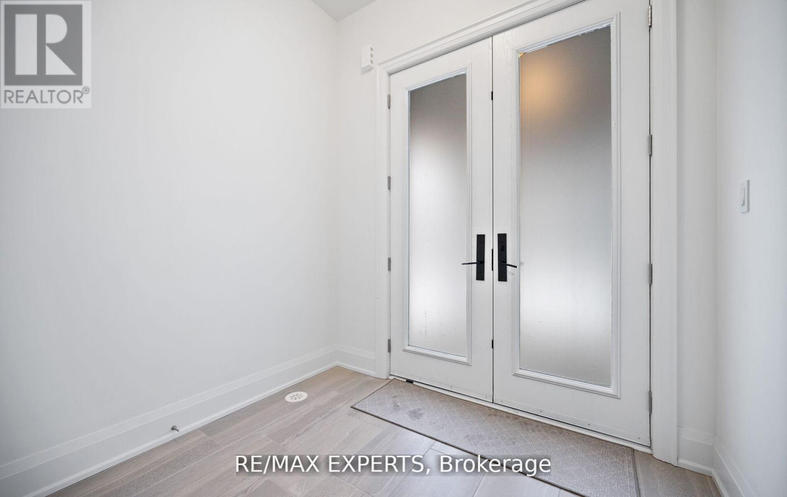 Row / Townhouse for Sale in 3304 AZAM WAY|Oakville (GO Glenorchy), Ontario L6M4K1 3