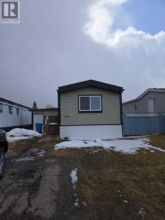 Mobile Home for Sale in 334, 6220 17 Avenue SE|Calgary, Alberta T2A0W6 2