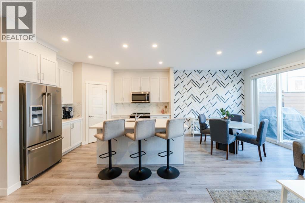 Duplex for Sale in 5 Sage Bluff Heights NW|Calgary, Alberta T3R1W2 2