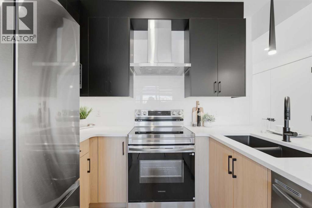 Row / Townhouse for Sale in 409, 200 Belvedere Boulevard SE|Calgary, Alberta T1X0L5 4