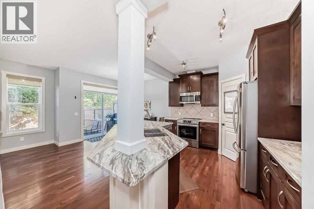 Row / Townhouse for Sale in 73 Cranleigh Heath SE|Calgary, Alberta T3M0E5 4