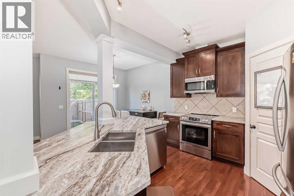 Row / Townhouse for Sale in 73 Cranleigh Heath SE|Calgary, Alberta T3M0E5 5