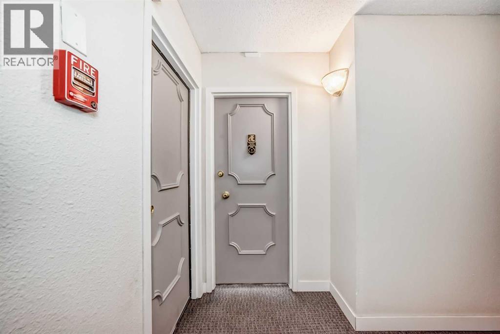 Apartment for Sale in 306, 1334 14 Avenue SW|Calgary, Alberta T3C0W2 5