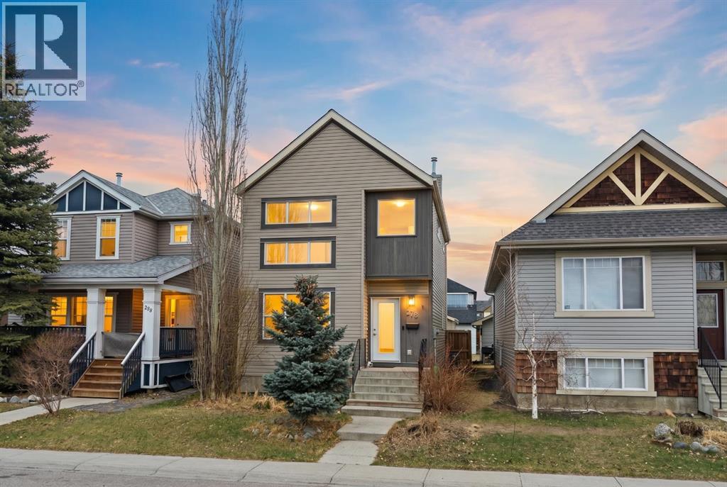 House for Sale in 278 Copperstone Circle SE|Calgary, Alberta T2Z0G5 3