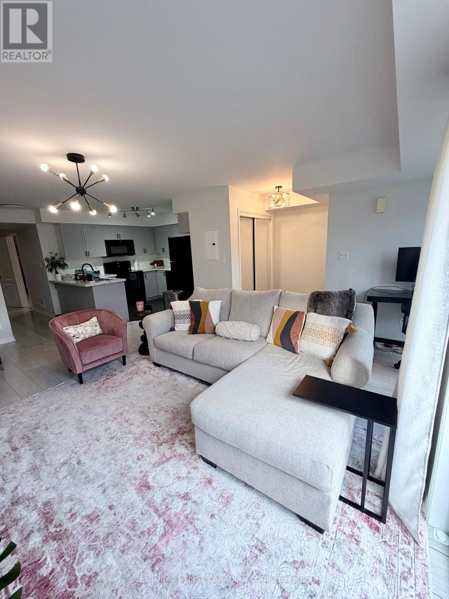 Row / Townhouse for Sale in 2 - 35 HAYS BOULEVARD|Oakville (RO River Oaks), Ontario L6H0J1 5