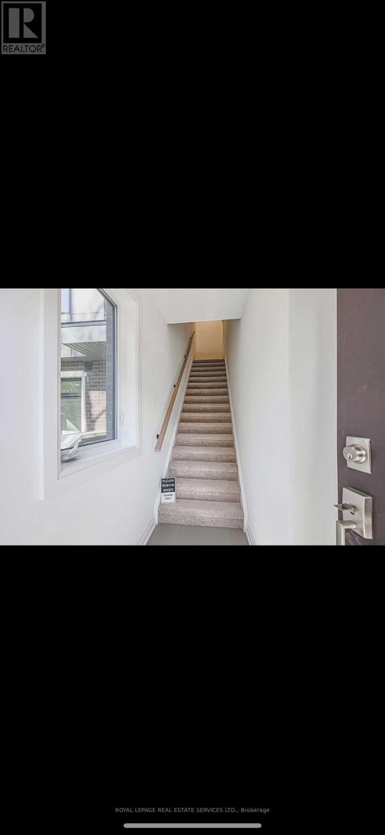 Row / Townhouse for Sale in 23 - 28 MARINA AVENUE|Toronto (Long Branch), Ontario M8W1K3 3