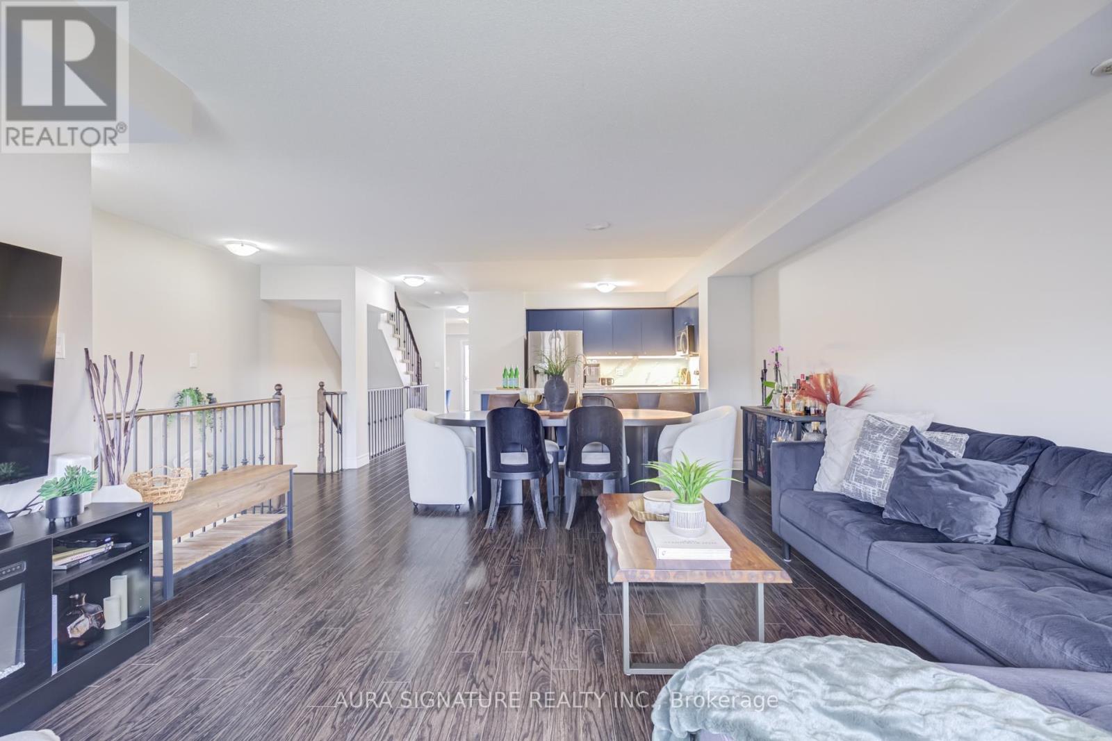 Row / Townhouse for Sale in 6 - 3335 THOMAS STREET E|Mississauga (Churchill Meadows), Ontario L5M0P7 5