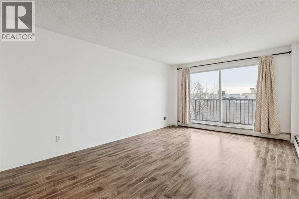 Apartment for Sale in 405, 510 58 Avenue SW|Calgary, Alberta T2V0H6 5