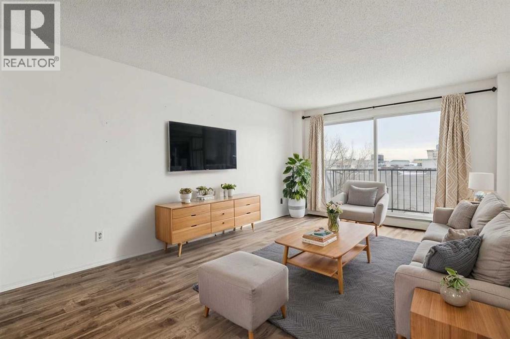 Apartment for Sale in 405, 510 58 Avenue SW|Calgary, Alberta T2V0H6 4