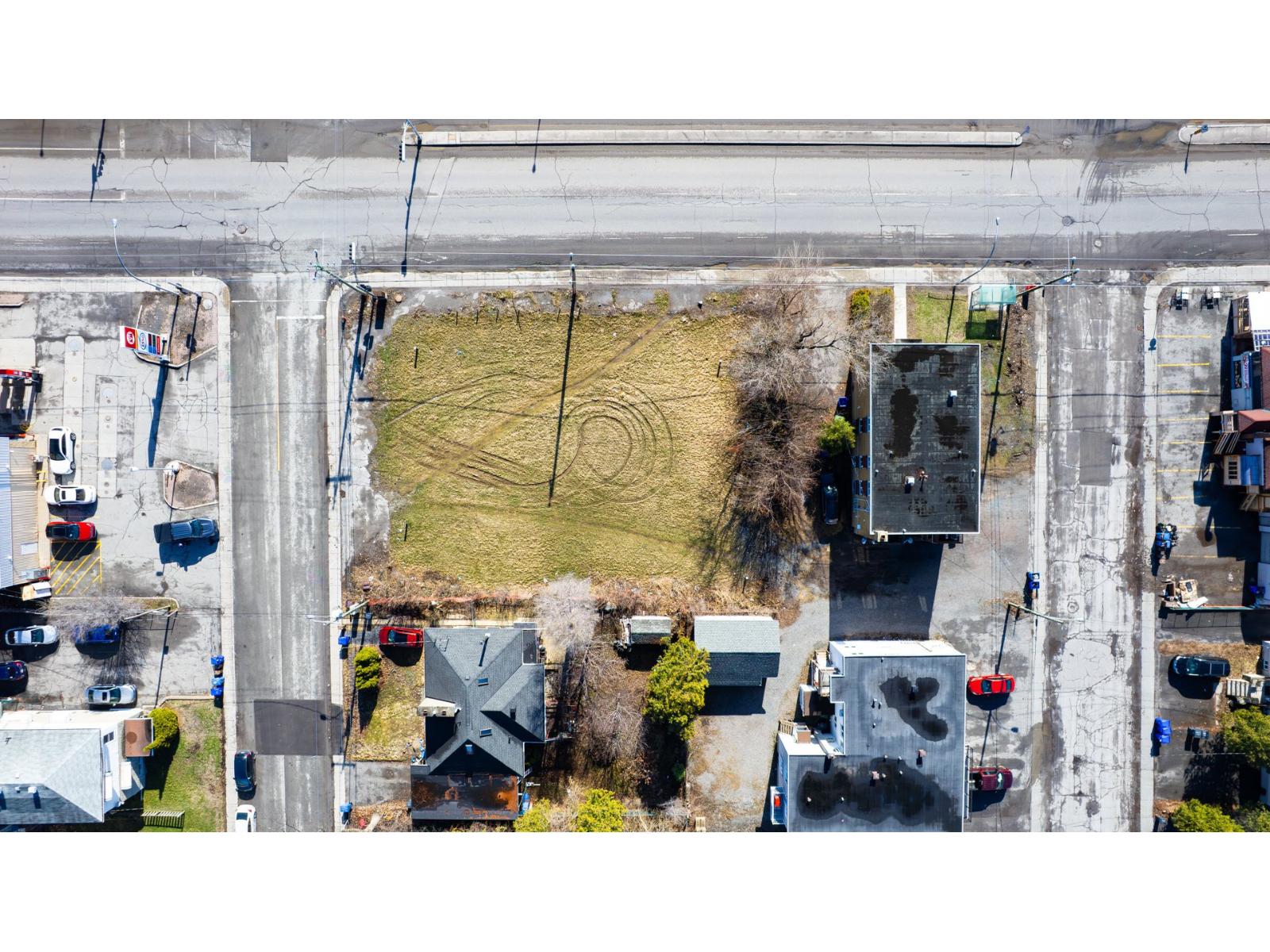 For sale: 49 Boul. Fournier, Gatineau (Hull), Quebec J8X3P4