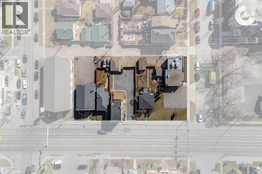 Property for Sale in 2004-2018 Centre Street NE|Calgary, Alberta T2E2T1 3