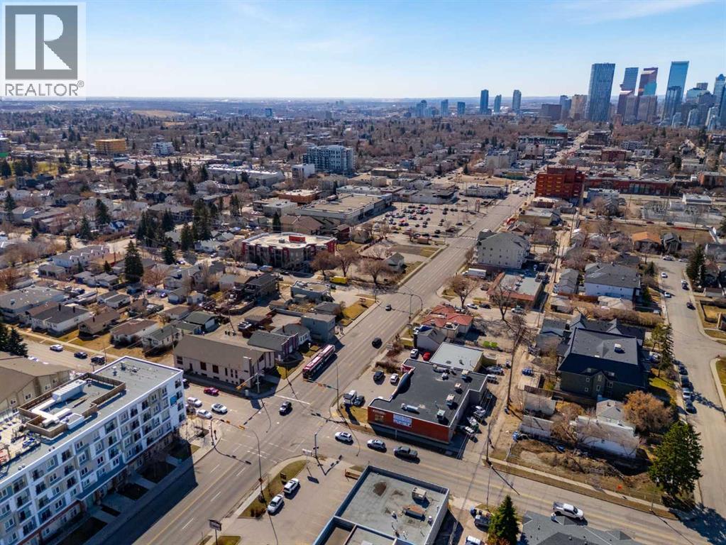 Property for Sale in 2004-2018 Centre Street NE|Calgary, Alberta T2E2T1 4