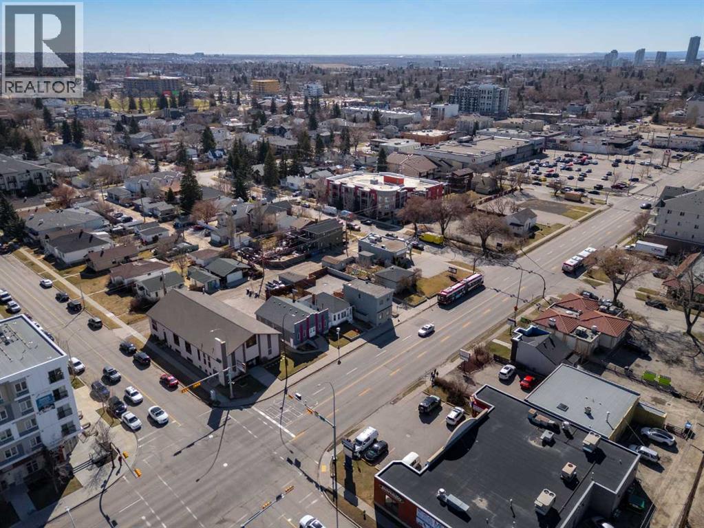 Property for Sale in 2004-2018 Centre Street NE|Calgary, Alberta T2E2T1 5
