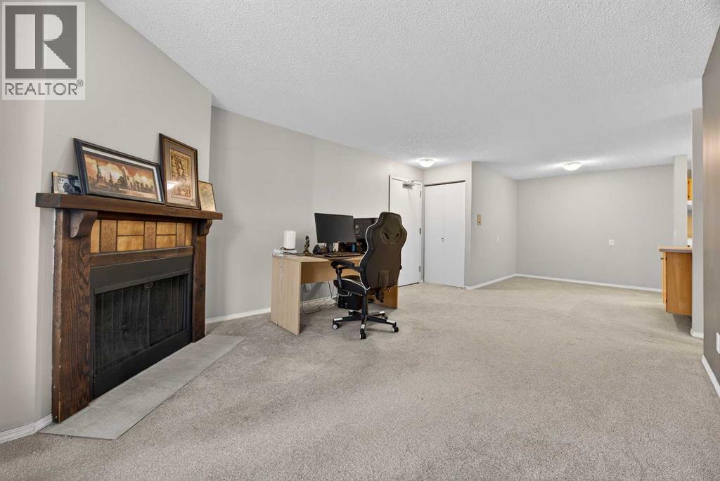 Apartment for Sale in 202B, 7301 4A Street SW|Calgary, Alberta T2V4V8 4