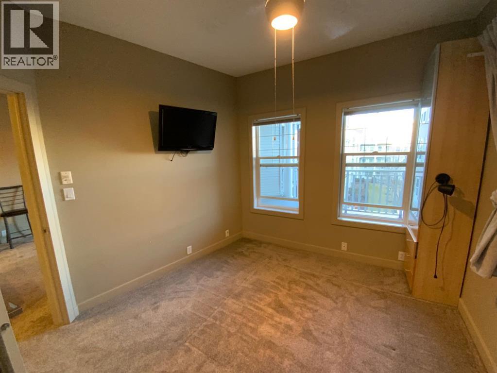 Apartment for Sale in 3305, 5605 Henwood Street SW|Calgary, Alberta T3E7R2 5