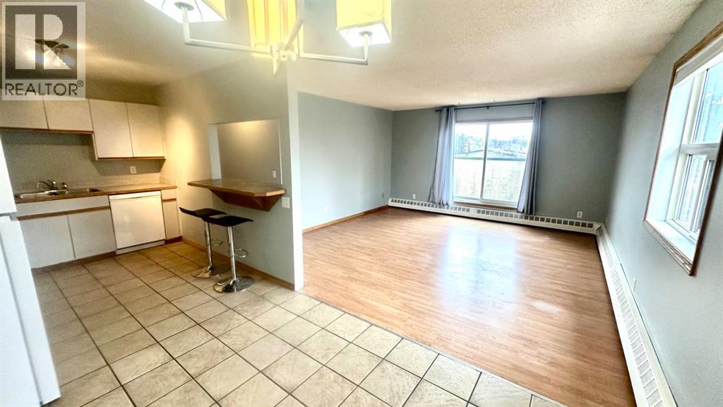 Apartment for Sale in 8, 6203 Bowness Road NW|Calgary, Alberta T3B0E2 2