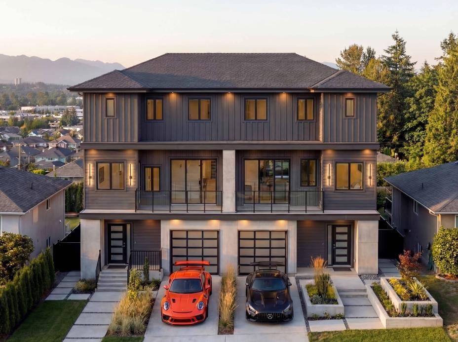 For sale: 18998 62 AVENUE, Surrey, British Columbia V3S8A3