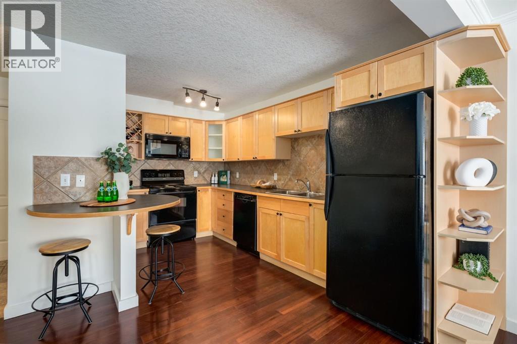 Apartment for Sale in 105, 308 24 Avenue SW|Calgary, Alberta T2S0K2 4