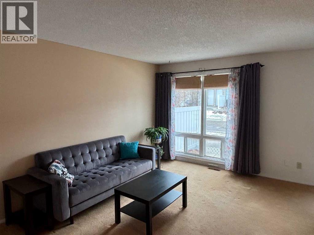 Row / Townhouse for Sale in 511, 200 Brookpark Drive SW|Calgary, Alberta T2W3E5 5