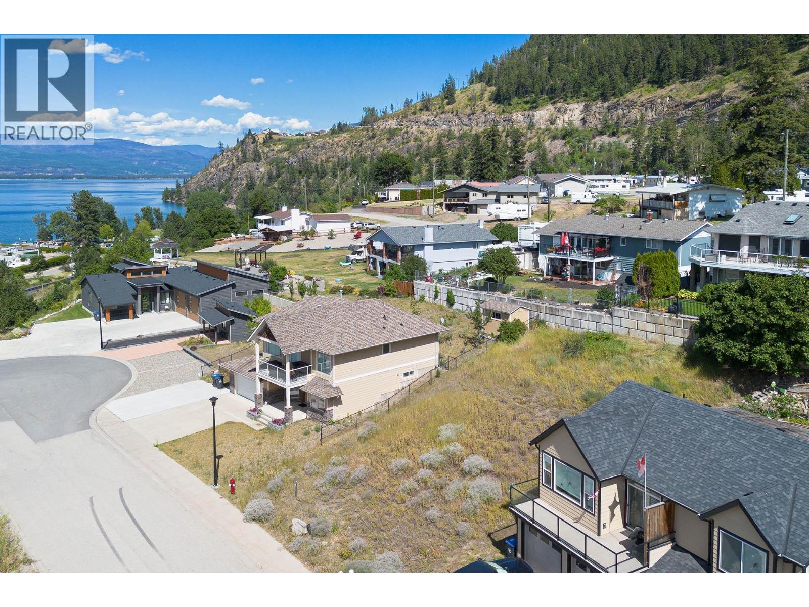 1249 Montgomery Place