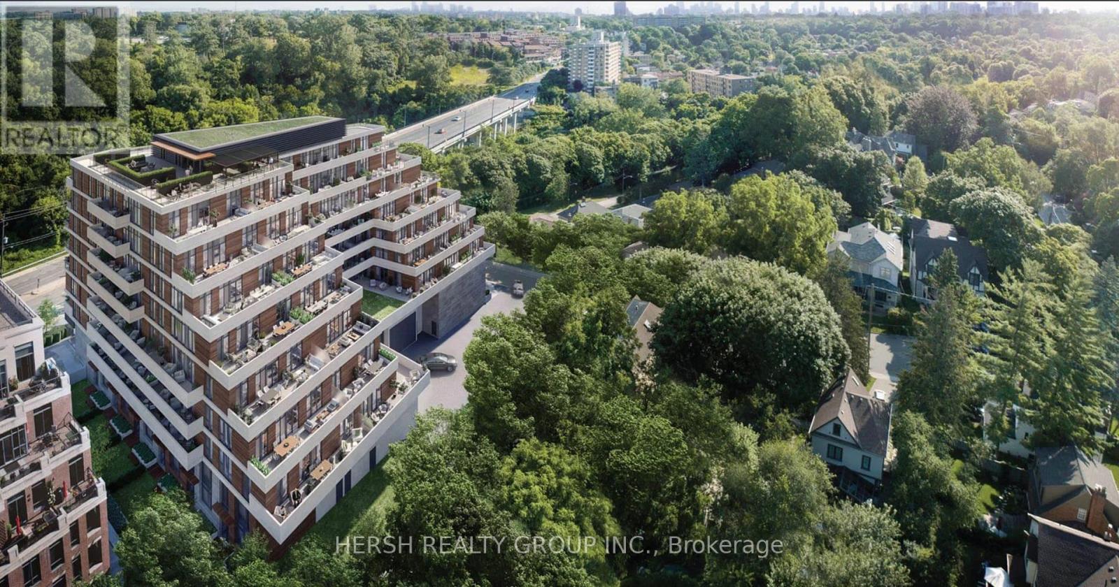 Row / Townhouse for Sale in 101 - 160 KINGSWAY CRESCENT|Toronto (Kingsway South), Ontario M8X2S4