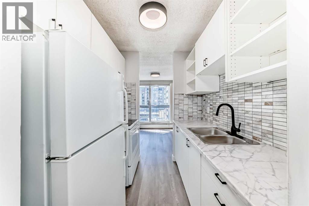 Apartment for Sale in 401, 340 14 Avenue SW|Calgary, Alberta T2R1H4 3