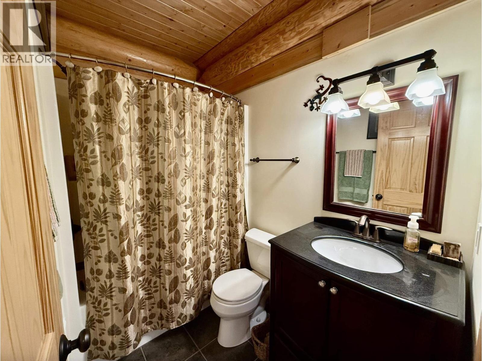 For sale: 4015 RUTH LAKE ROAD, Forest Grove, British Columbia V0K1M0 ...