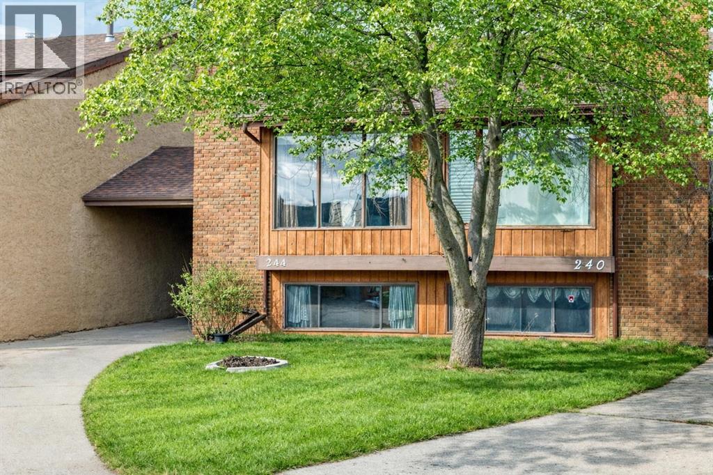 Duplex for Sale in 244 Whiteridge Place NE|Calgary, Alberta T1Y4K3