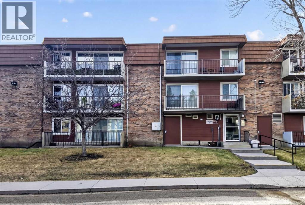 Apartment for Sale in 83E, 231 Heritage Drive SE|Calgary, Alberta T2H1N1 2