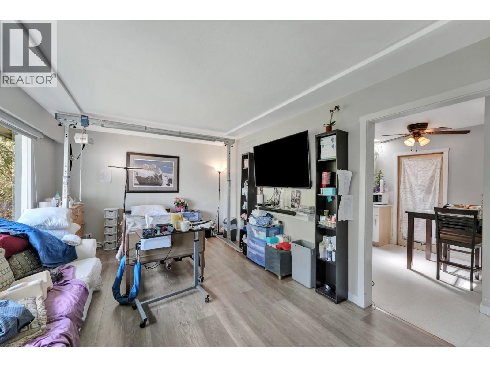 For sale: 11963 221 STREET, Maple Ridge, British Columbia V2X5S9