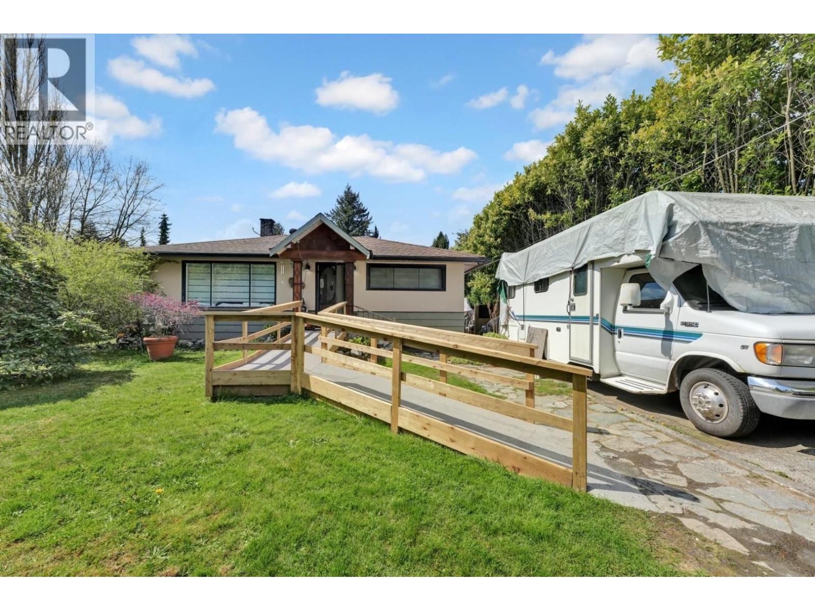 11611 - 719 2016年11月号 STREET Yonge $539,000 @ Sale For — Hill Richmond N, Street 趣味