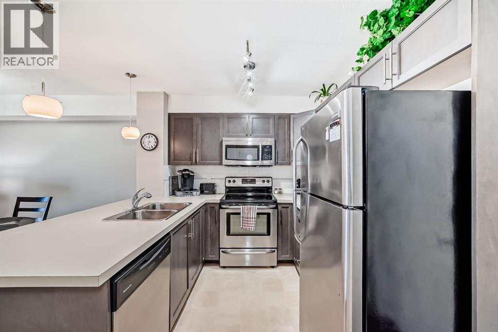 Apartment for Sale in 313, 2300 Evanston Square NW|Calgary, Alberta T3P0G8 3