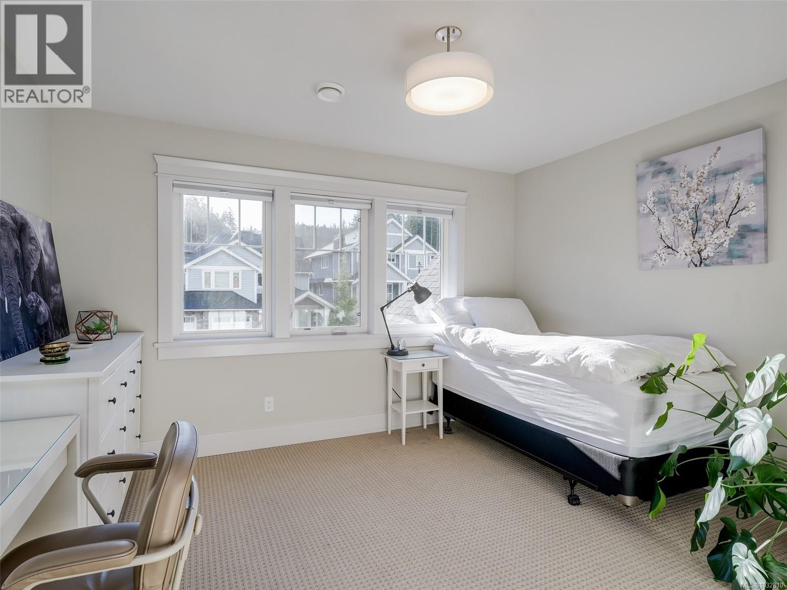 For sale: 2156 Champions Way, Langford, British Columbia V9B0R9 ...
