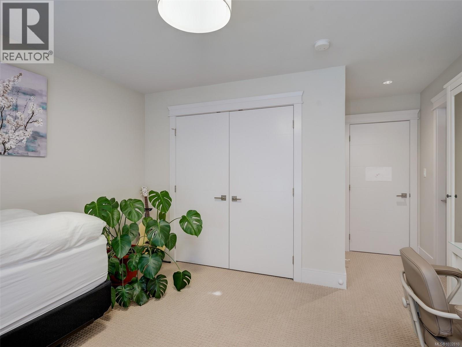 For sale: 2156 Champions Way, Langford, British Columbia V9B0R9 ...