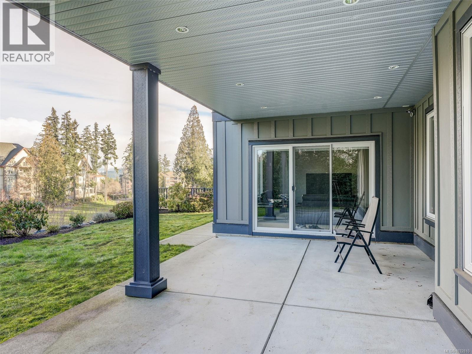 For sale: 2156 Champions Way, Langford, British Columbia V9B0R9 ...