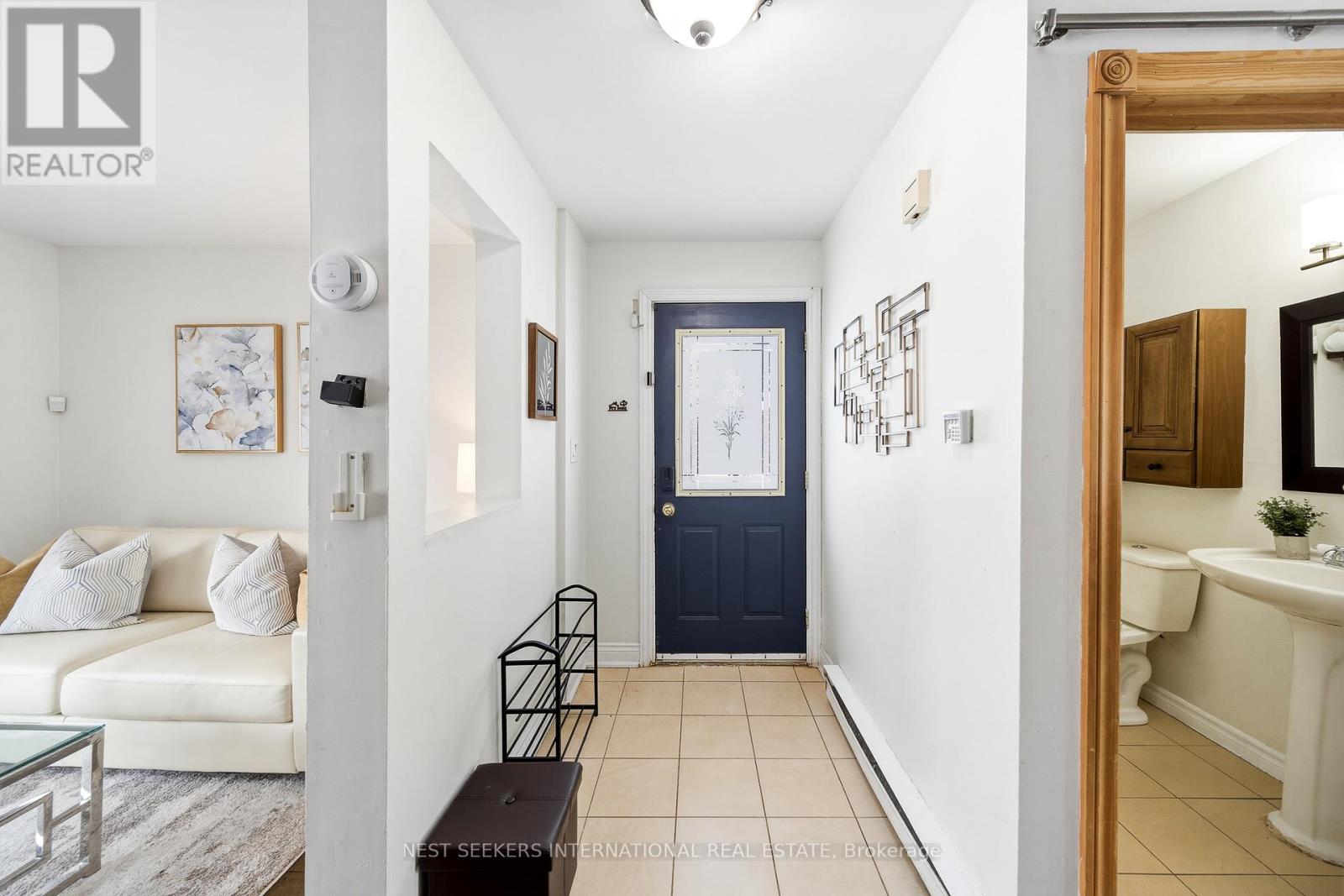 Row / Townhouse for Sale in 30 - 6540 FALCONER DRIVE|Mississauga (Streetsville), Ontario L5N1M1 4