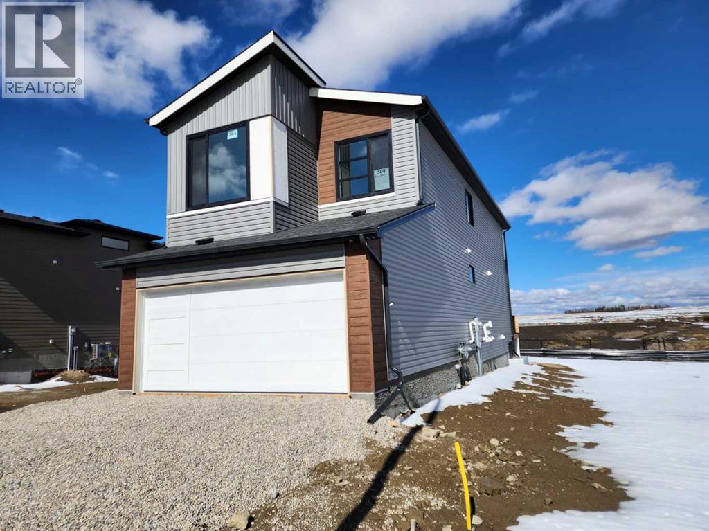 House for Sale in 364 Herron Landing NE|Calgary, Alberta T3P2R5 2
