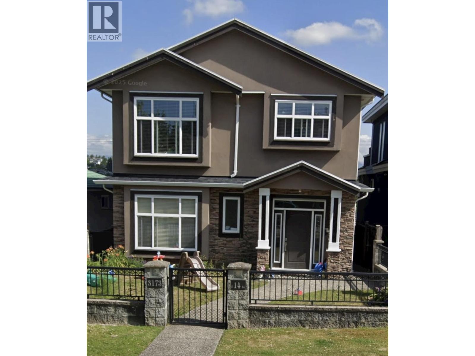 3173 E 14TH AVENUE|Vancouver, British Columbia V5M2J3