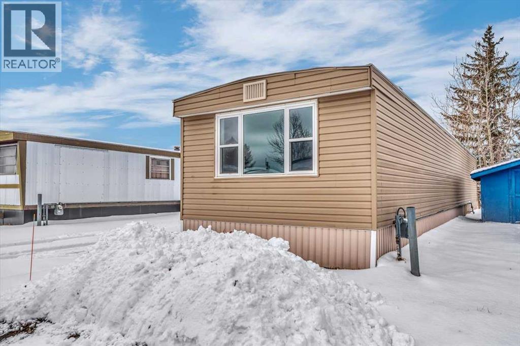 Mobile Home for Sale in 114, 6220 17 Avenue SE|Calgary, Alberta T2A0W6 4